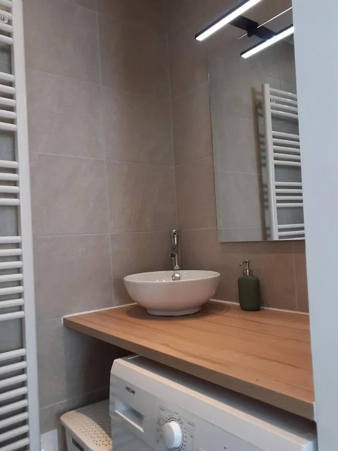 Kalee Appartement T2 Lanester 0*,  France